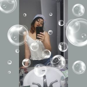 Meet your Posher, Monica